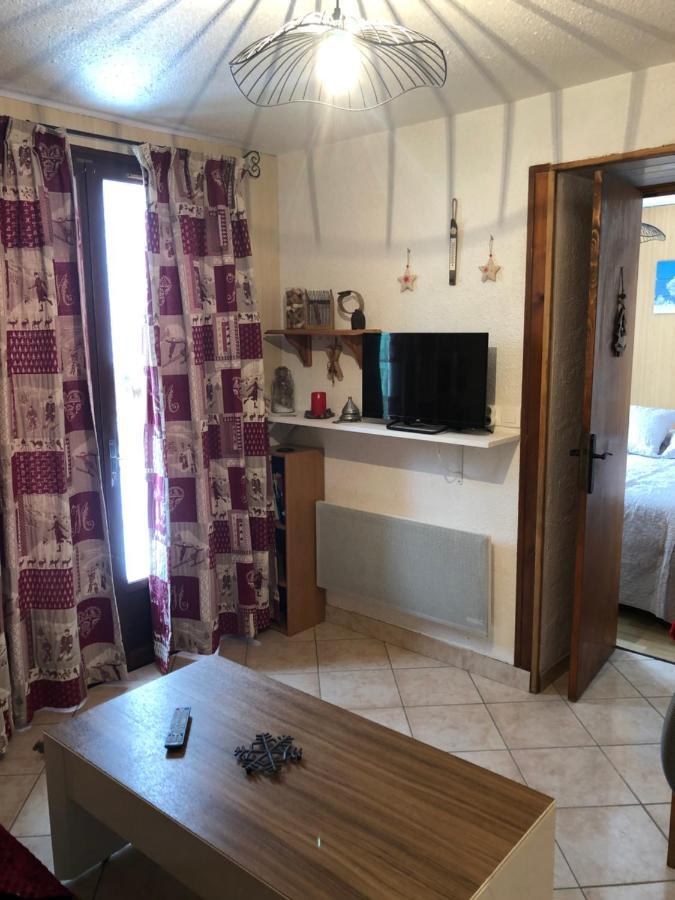 Appartement Rez De Jardin Montee De L'Alpe D'Huez La Garde  エクステリア 写真