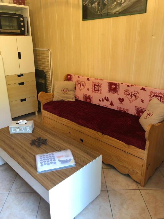 Appartement Rez De Jardin Montee De L'Alpe D'Huez La Garde  エクステリア 写真